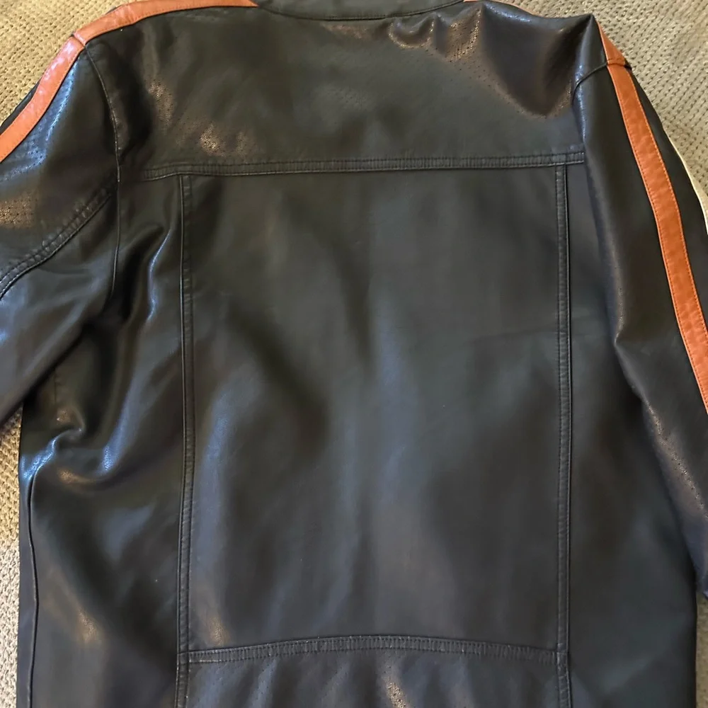 Wilsons Leather Black and White Motorcycle Jacket - Picture 3 of 6